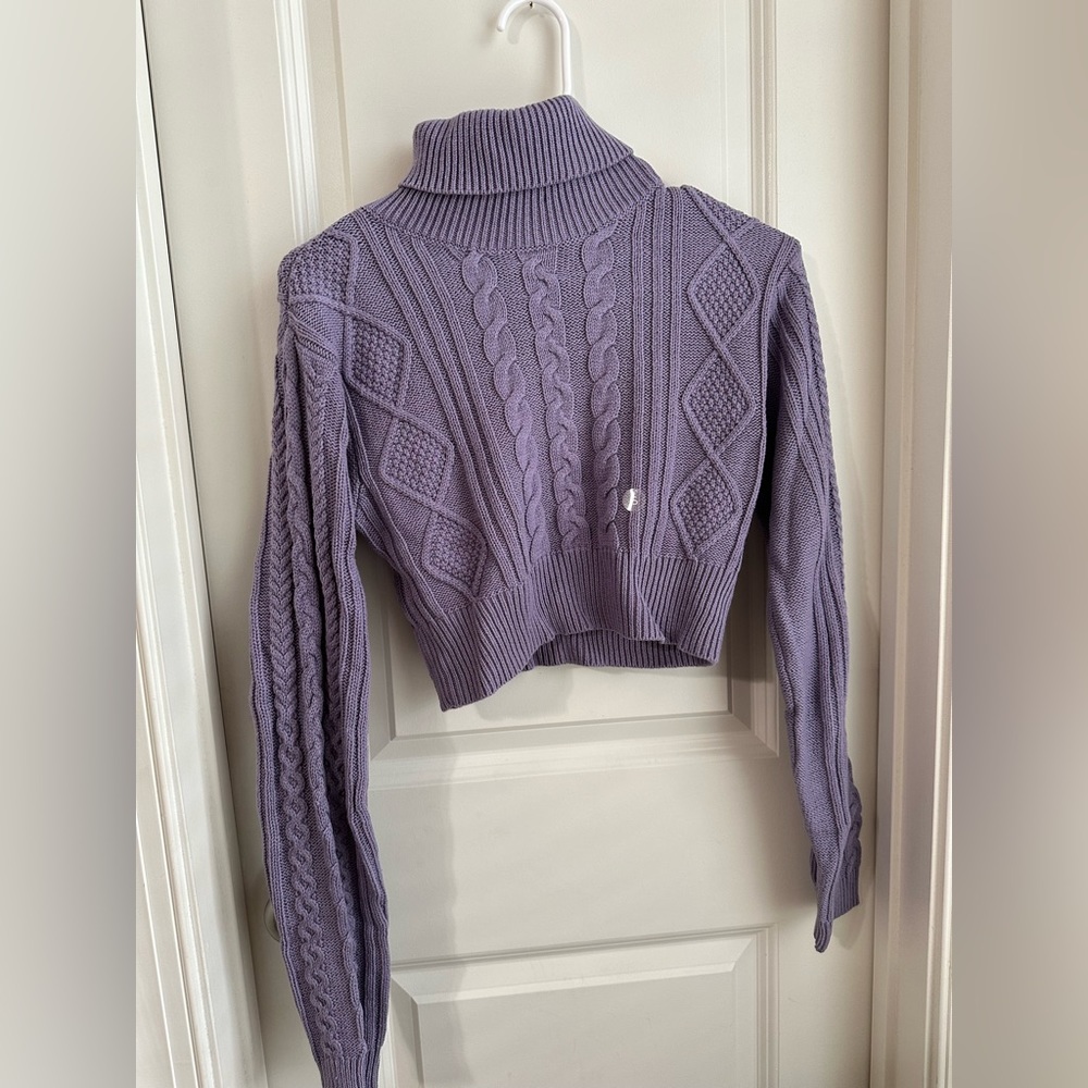 PacSun sweater